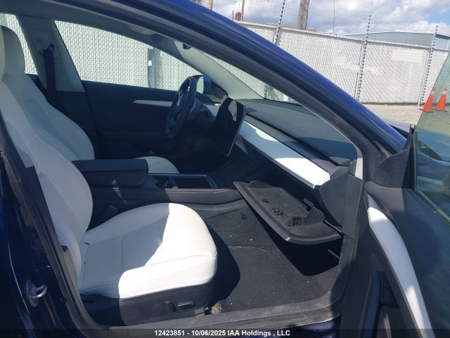 Tesla MODEL 3 2023 5YJ3E1EAXPF482008 Image 5