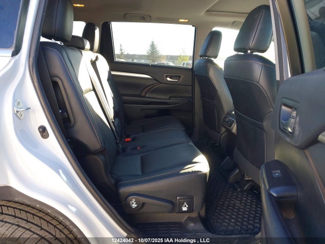 Toyota 2gr-fks 2018 5TDJZRFH6JS534808 Image 8