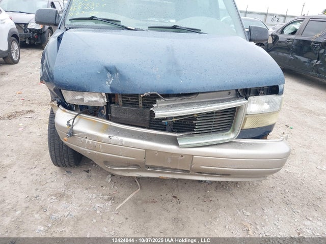 12424044 :رقم المزاد ، 1GKDM19X05B506326 vin ، 2005 Gmc Safari Sl/sle/slt مزاد بيع