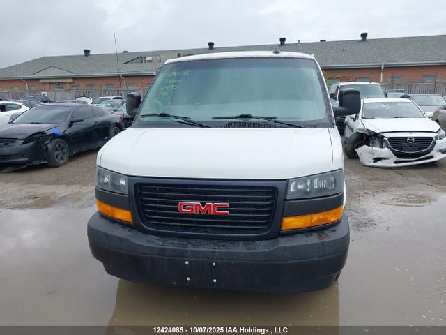 GMC lv1 - spark ignited direct injection, variable valve timing, e85 max, iron 2019 1GTW7AFP1K1141995 Image 12