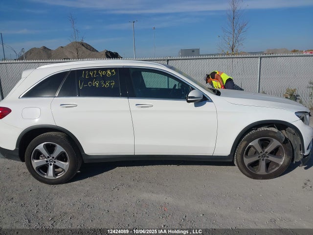 WDC0G4KB3JV068387 Mercedes-Benz m274
