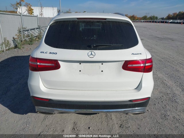 WDC0G4KB3JV068387 Mercedes-Benz m274