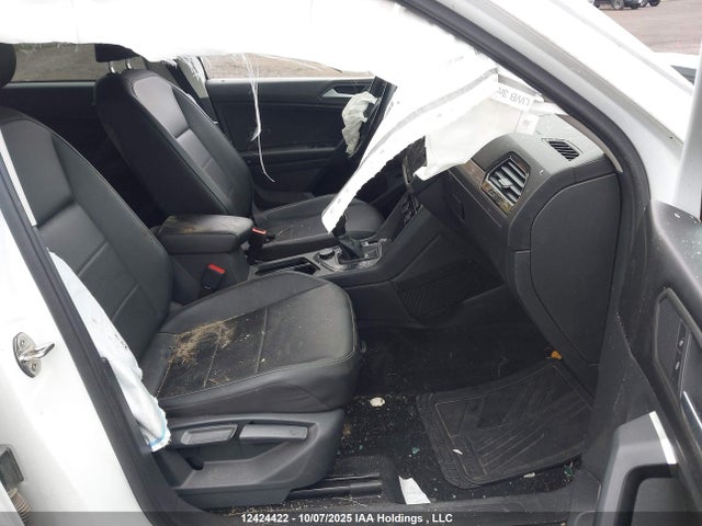 3VV2B7AX6KM078498 Volkswagen Tiguan