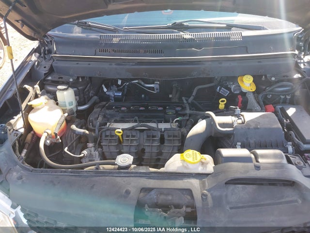 Dodge 2016 2016 3C4PDCAB0GT115618 Image 10
