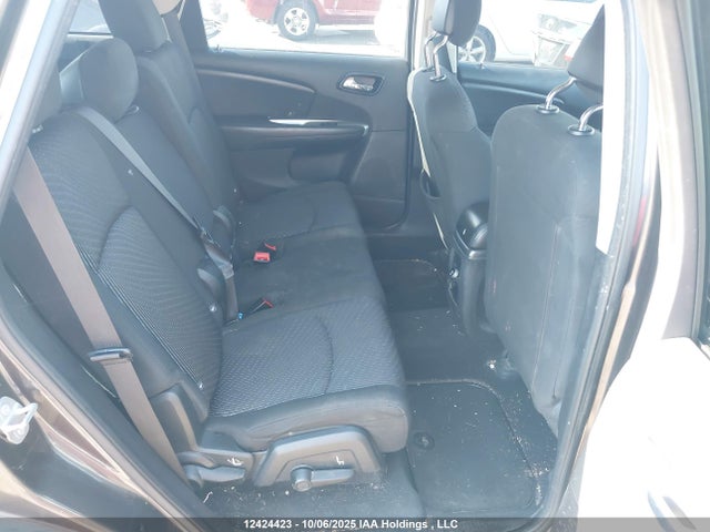 Dodge 2016 2016 3C4PDCAB0GT115618 Image 8