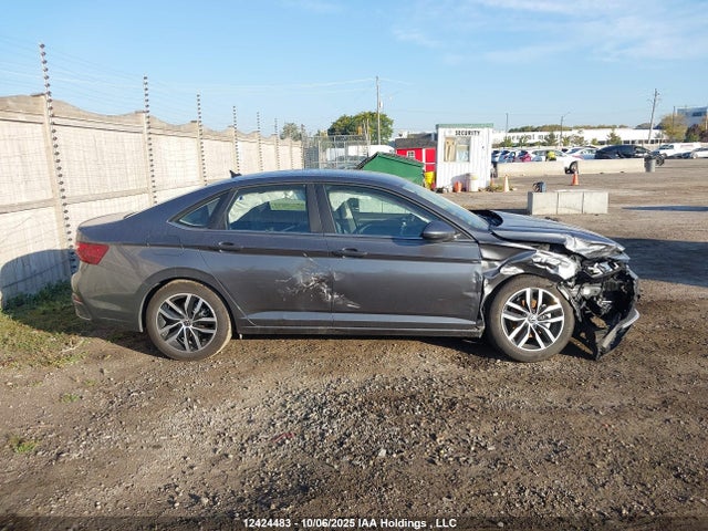 3VWEX7BU2SM087486 Volkswagen tsi