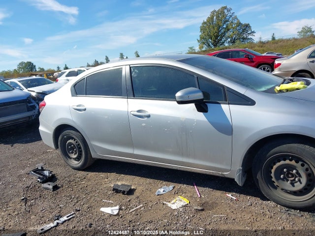 Honda Civic 2015 2HGFB2F48FH058146 Image 29