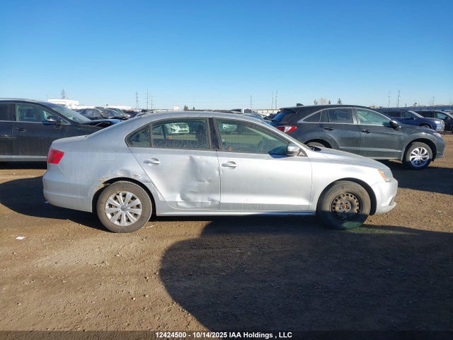 3VW2K7AJ6EM361074 Volkswagen JETTA S
