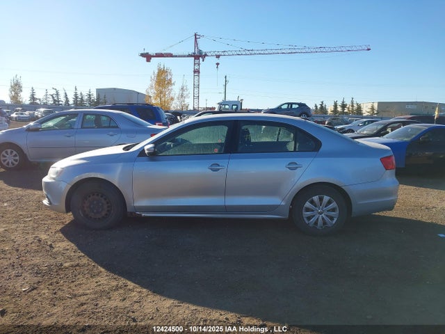 3VW2K7AJ6EM361074 Volkswagen JETTA S