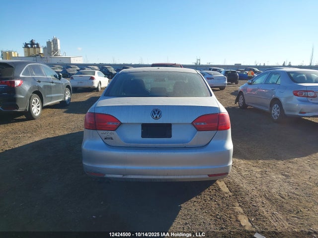 3VW2K7AJ6EM361074 Volkswagen JETTA S