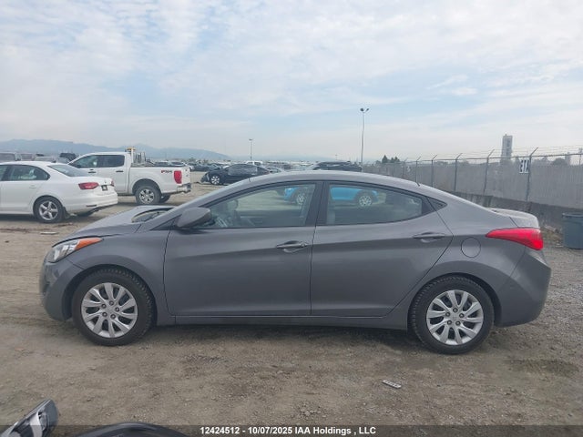 Продажа на аукционе авто 2011 Hyundai Elantra Gl, vin: 5NPDH4AE6BH043761, номер лота: 12424512