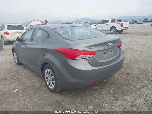 Продажа на аукционе авто 2011 Hyundai Elantra Gl, vin: 5NPDH4AE6BH043761, номер лота: 12424512