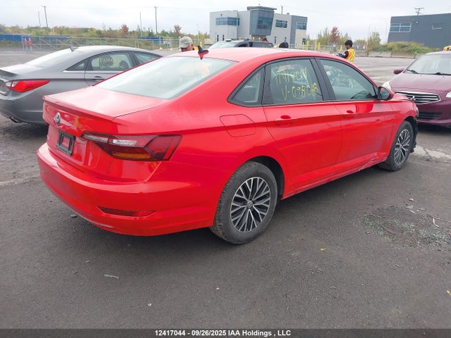 3VWE57BU9KM098068 Volkswagen 1.8 tsi