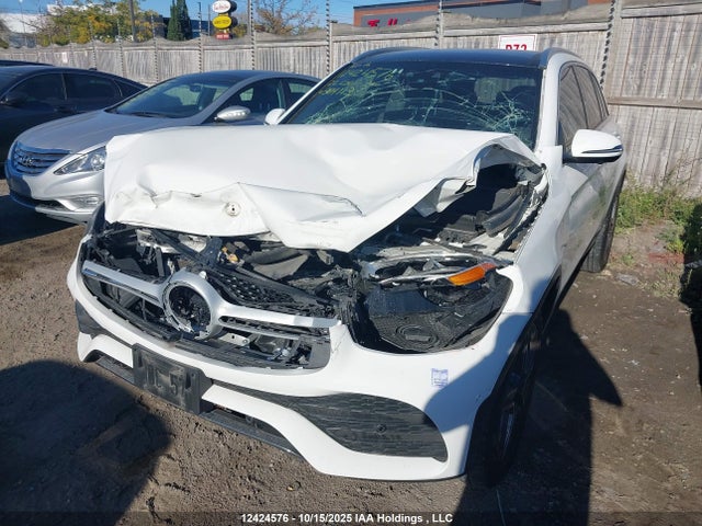 W1N0G8EB1NV364113 Mercedes-Benz Glc 300 4matic