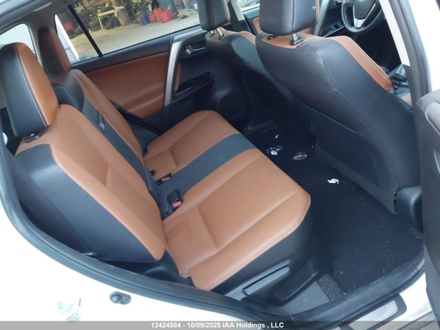 JTMDJREV6HD079427 Toyota 2ar-fxe, 2jm+2fm