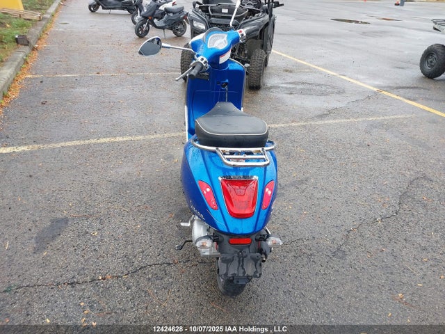 Vespa 2015 2015 ZAPC536B7F5200375 Image 6