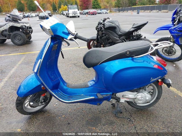 Vespa 2015 2015 ZAPC536B7F5200375 Image 9
