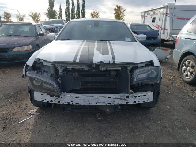 Chrysler 300 2016 2C3CCABG6GH231452 Image 12
