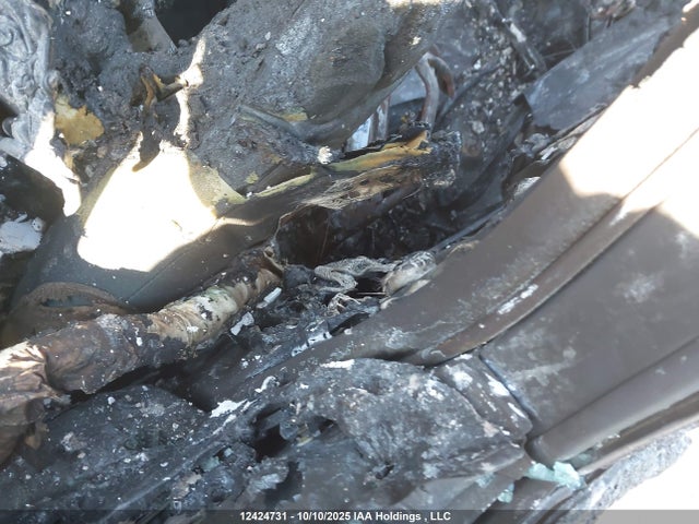 12424731 :رقم المزاد ، 2T3RWRFV7MW106136 vin ، 2021 Toyota Rav4 Xle مزاد بيع