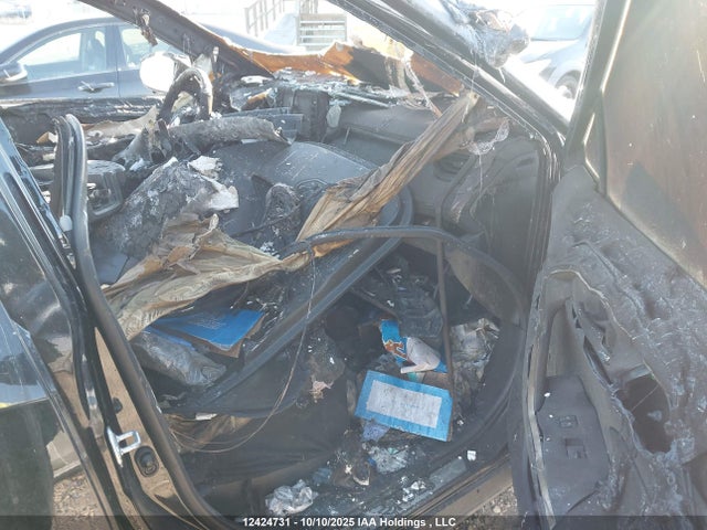 12424731 :رقم المزاد ، 2T3RWRFV7MW106136 vin ، 2021 Toyota Rav4 Xle مزاد بيع