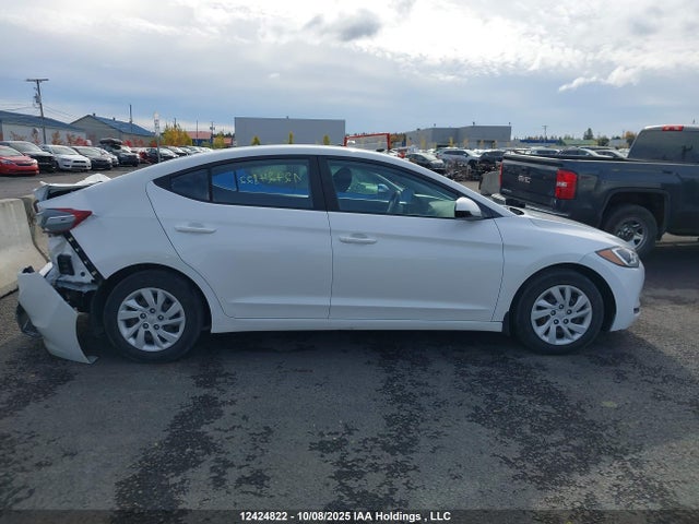 Hyundai mpi nu 2018 5NPD74LF7JH243989 Image 13