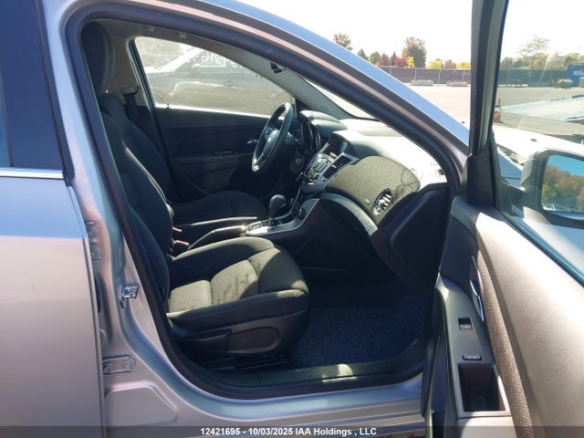 Chevrolet LUV 2015 1G1PC5SB3F7296190 Image 5