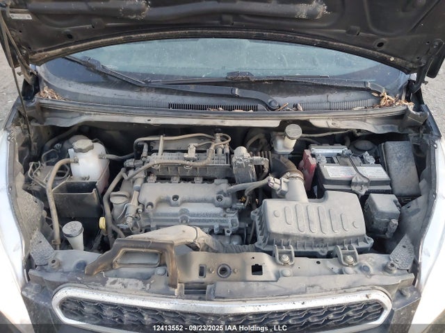 Chevrolet ll0 2015 KL8CA6S96FC713574 Image 10