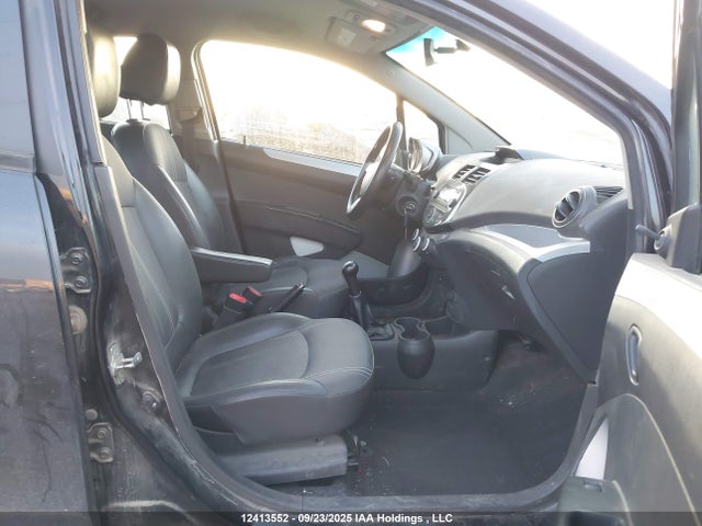 Chevrolet ll0 2015 KL8CA6S96FC713574 Image 5