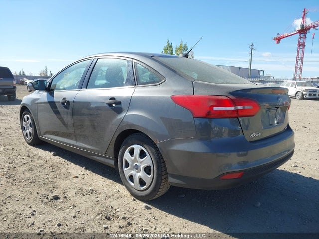Ford 2015 2015 1FADP3E24FL272234 Image 3