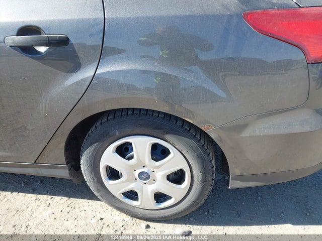 Ford 2015 2015 1FADP3E24FL272234 Image 6