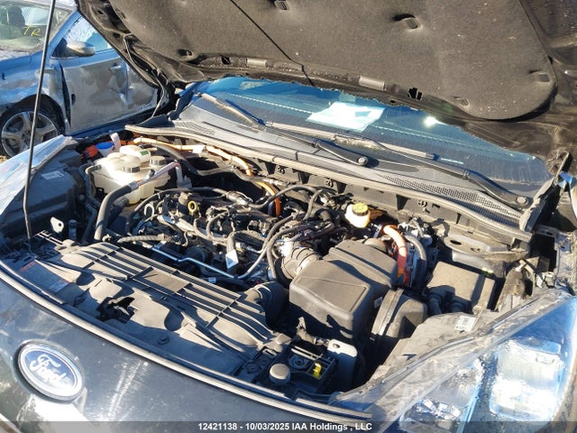 1FMCU9DZ6MUA59899 Ford hev/phev