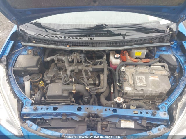 JTDKDTB3XH1597685 Toyota 1nz-fxe+1lm