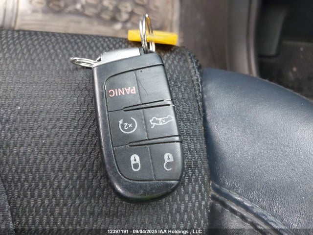 1C3CCCBG4FN583107 Chrysler 2015