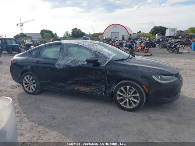 1C3CCCBG4FN583107 Chrysler 2015