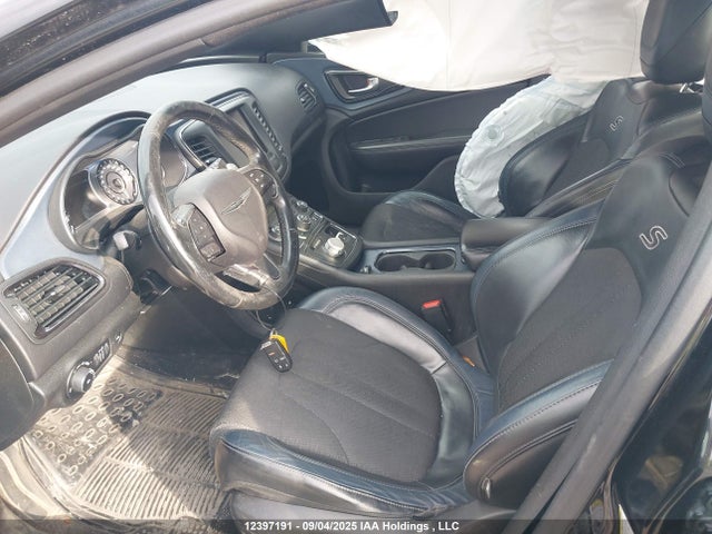 1C3CCCBG4FN583107 Chrysler 2015