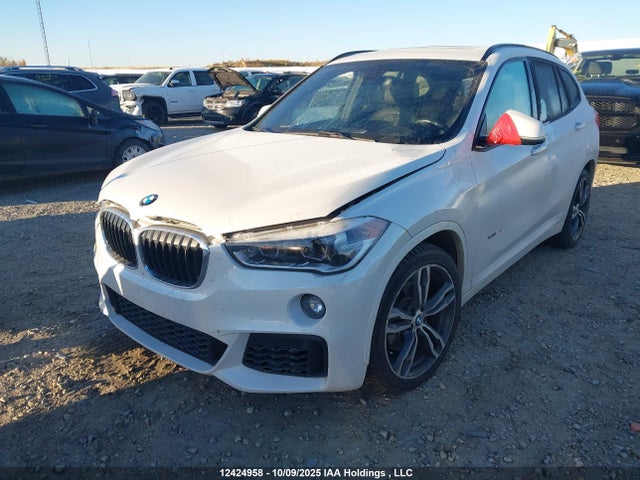 BMW X1 2016 WBXHT3C37G5F65379 Image 2