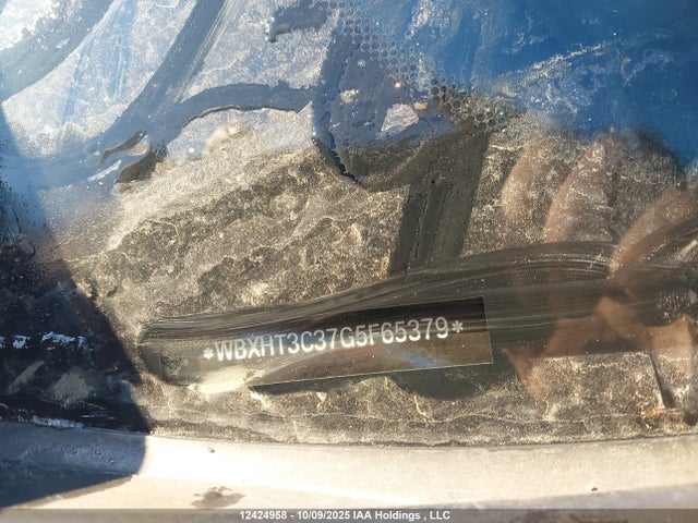 BMW X1 2016 WBXHT3C37G5F65379 Image 9