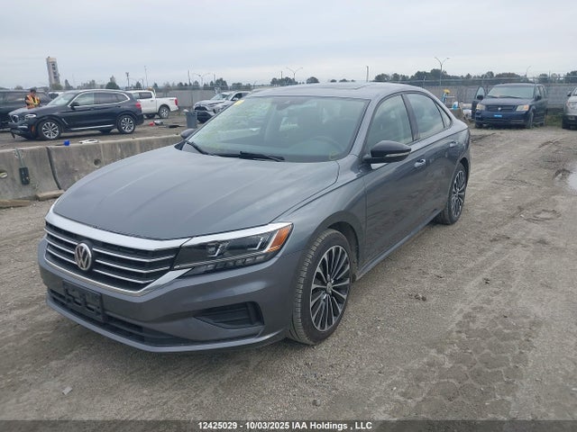 Volkswagen Passat 2022 1VWBA7A39NC004560 Image 2