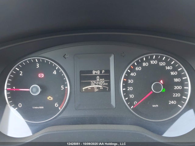 3VWLL7AJ1EM396235 Volkswagen 2014
