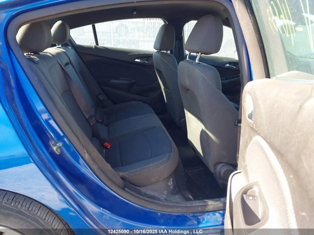 1G1BE5SM6H7116533 Chevrolet Cruze