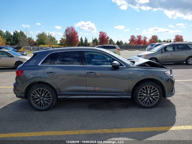 2020 Audi Q3 მანქანა იყიდება აუქციონზე, vin: WA1EECF34L1020416, აუქციონის ნომერი: 12425219