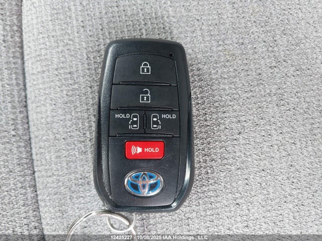 5TDGSKFC0SS156691 Toyota Sienna