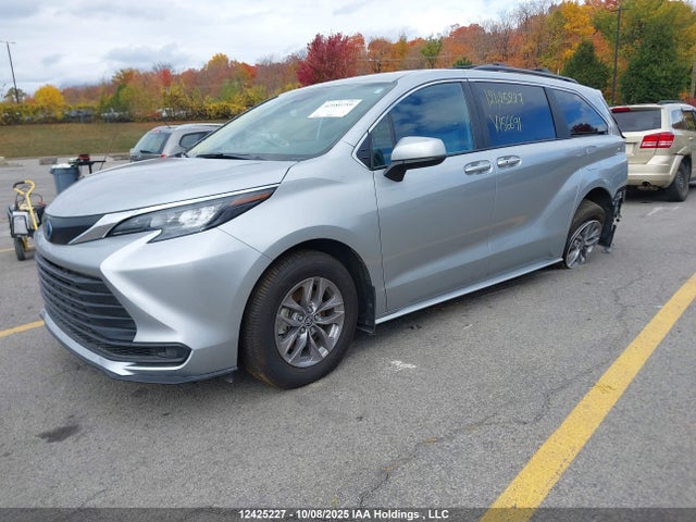 5TDGSKFC0SS156691 Toyota Sienna