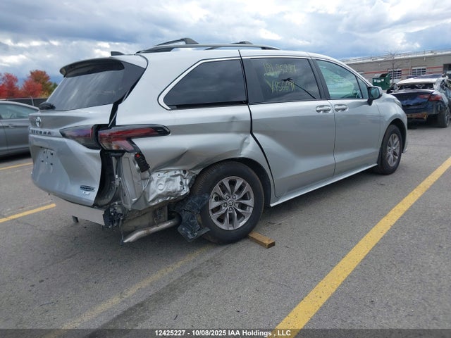 5TDGSKFC0SS156691 Toyota Sienna