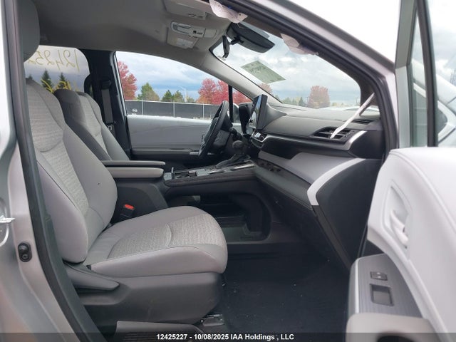 5TDGSKFC0SS156691 Toyota Sienna