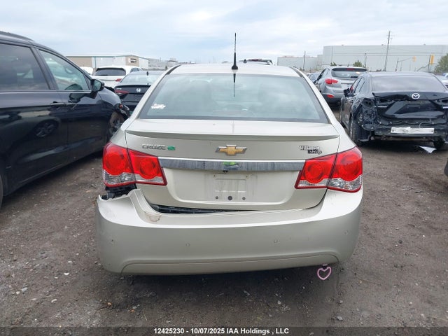 1G1P75SZ3E7305289 Chevrolet luz