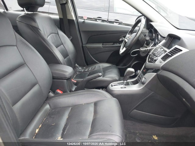 1G1P75SZ3E7305289 Chevrolet luz