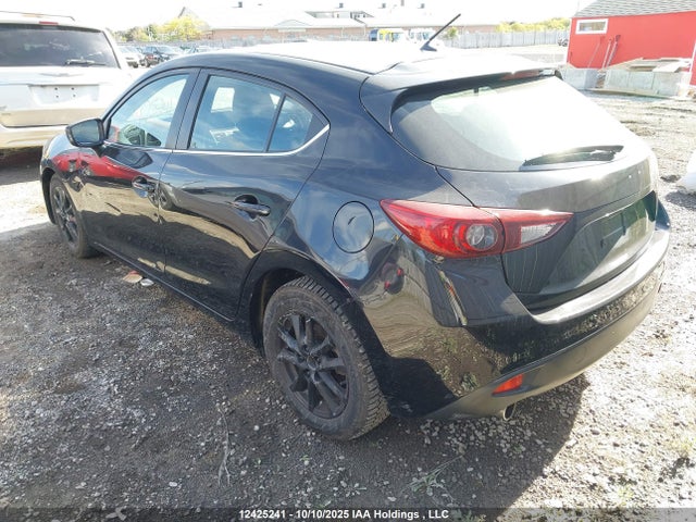 3MZBM1L72FM132482 Mazda pe