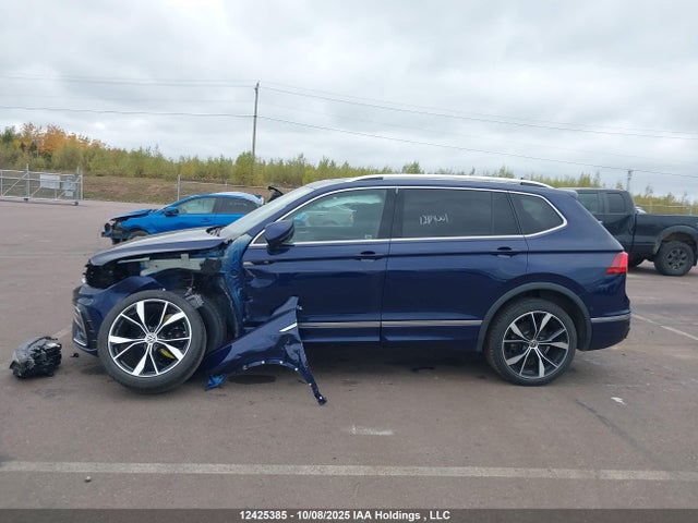 3VV4B7AX7RM041107 Volkswagen Tiguan Highline R-line