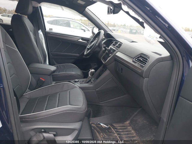3VV4B7AX7RM041107 Volkswagen Tiguan Highline R-line